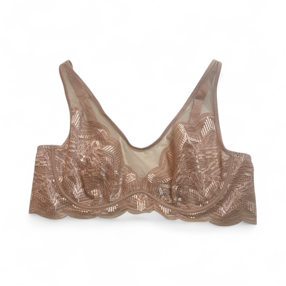 Like new Understance Elegant Lace Underwire in light beige sz 38D